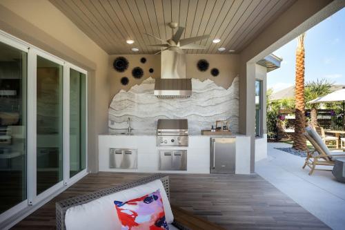 HomeStar Windows & Doors