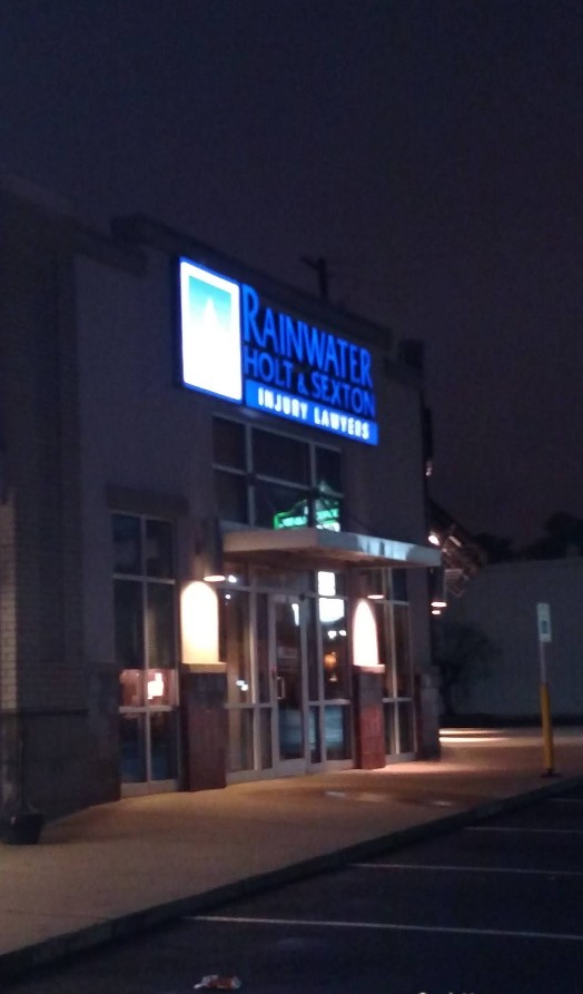 Rainwater Holt & Sexton Injury Lawyers