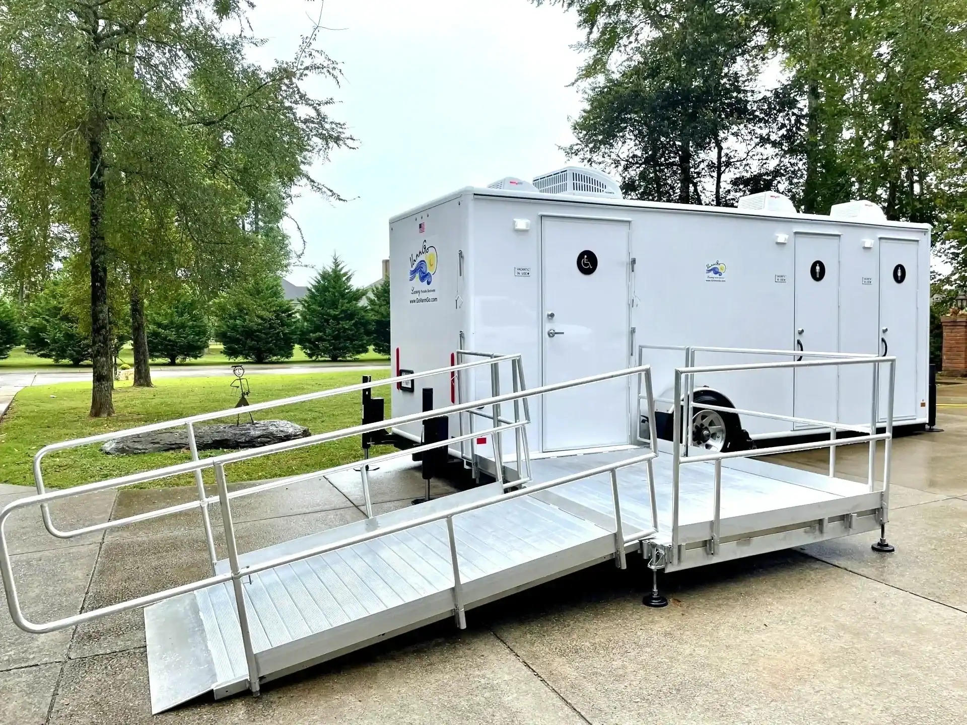 VannGo Luxury Mobile Restrooms & Portable Solutions