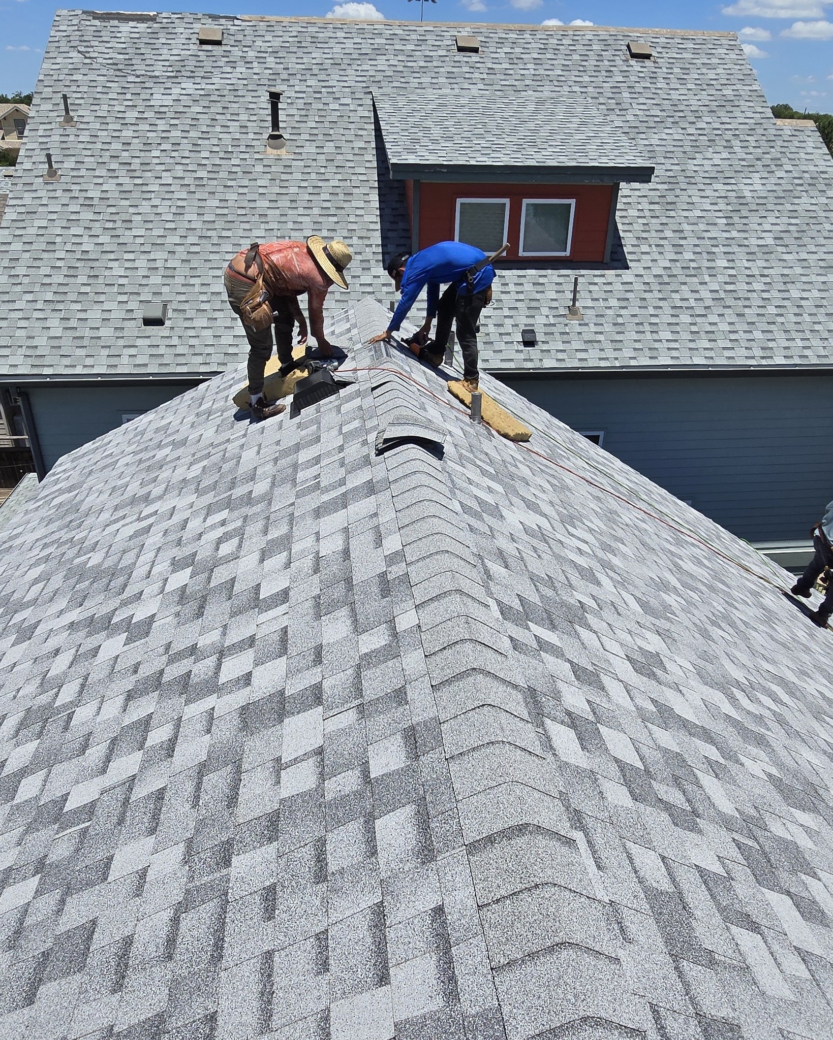 Regenesis Roofing & Restoration LLC